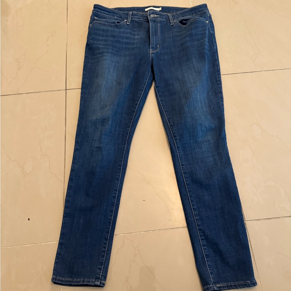 Levi's Women's Deep Blue Skinny Jeans